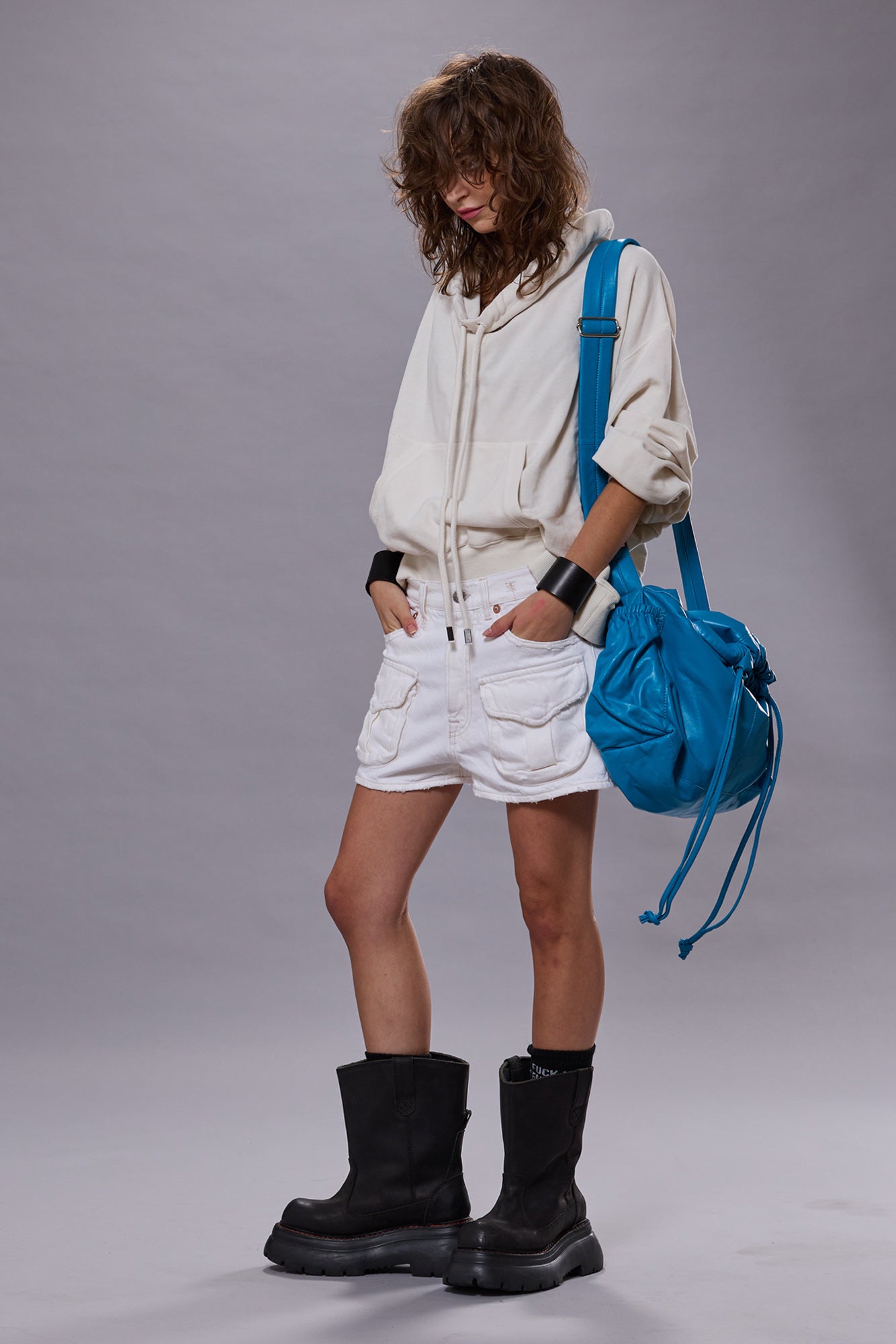 FUNNEL NECK CROPPED POPOVER - ECRU