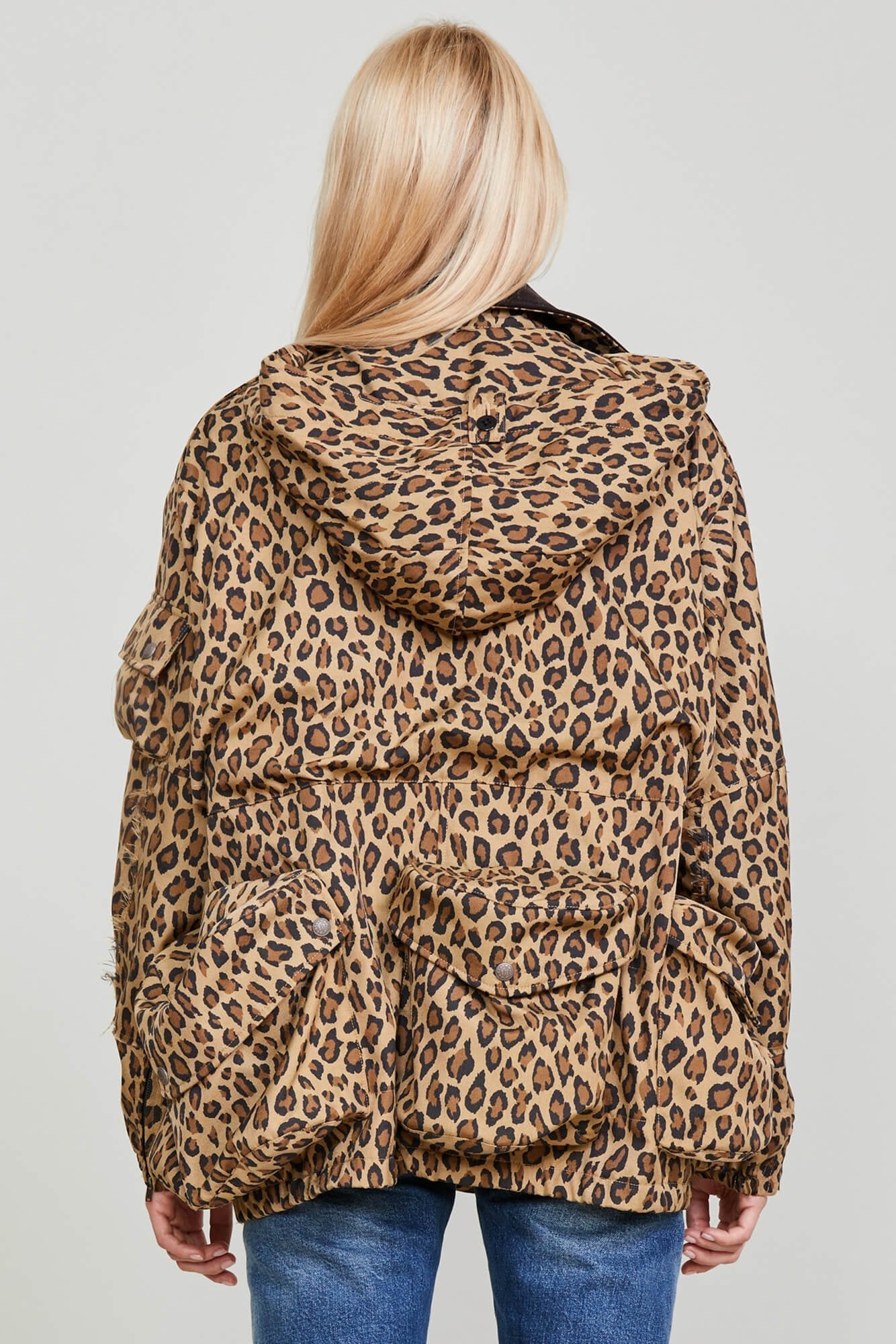 MULTIPOCKET WINDBREAKER - PRINTED LEOPARD