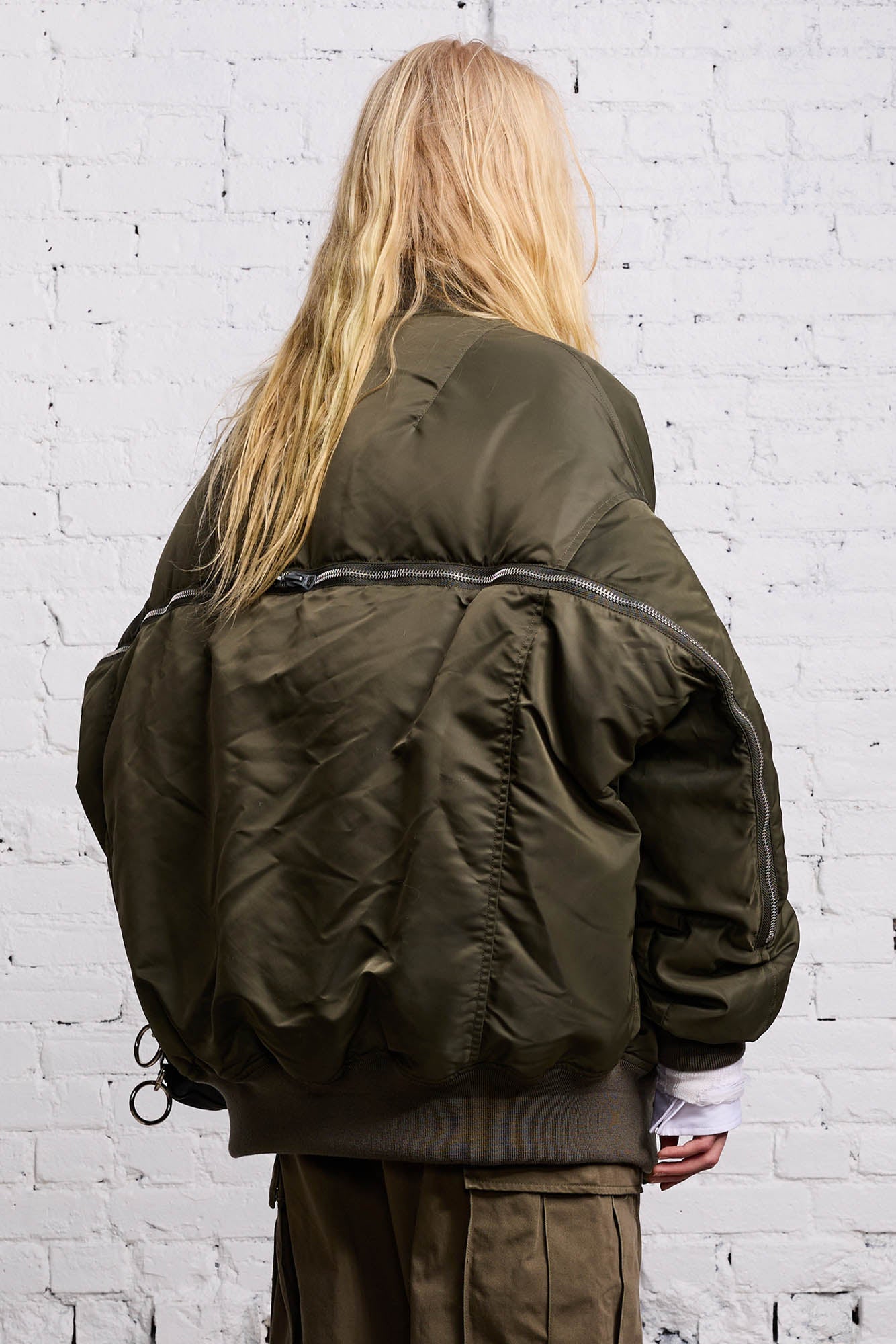 ZIP OUT DOWN BOMBER - OLIVE