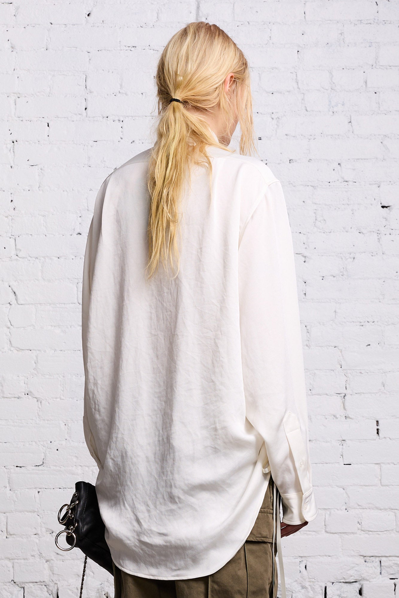 SHIRRED BOYFRIEND SHIRT - WHITE