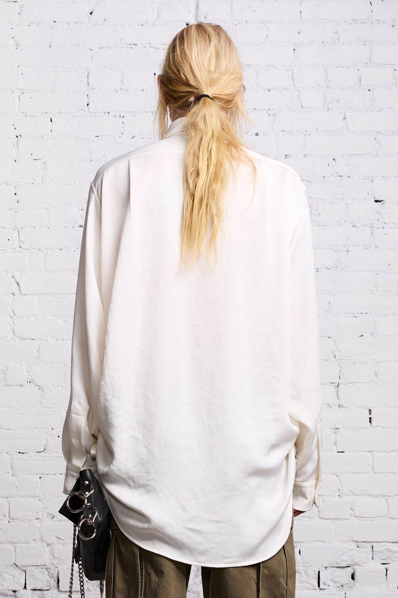 SHIRRED BOYFRIEND SHIRT - WHITE