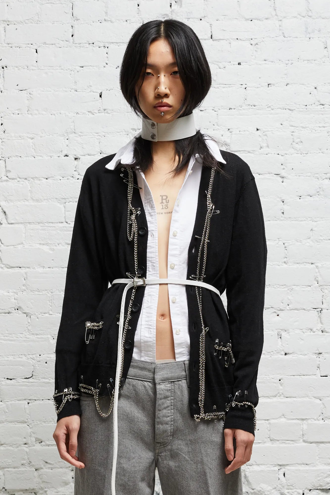 CHAIN EMBELLISHED CARDIGAN - BLACK