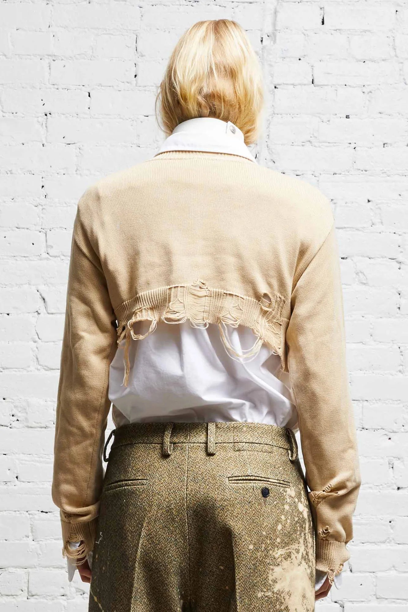 DESTROYED CROPPED PULLOVER - KHAKI