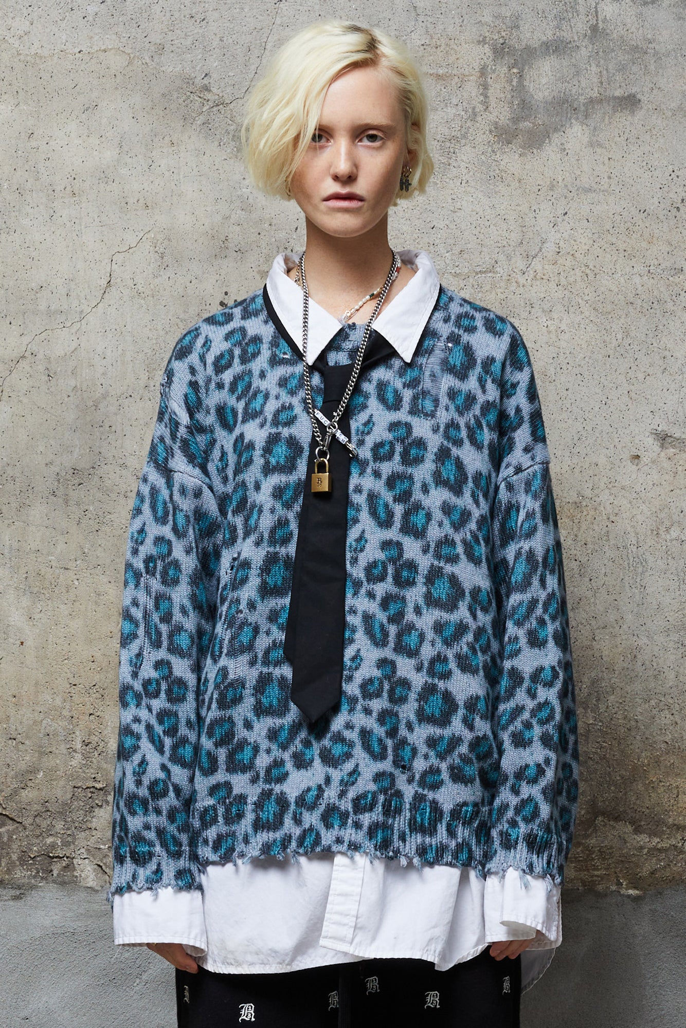OVERSIZED SWEATER - BLUE LEOPARD