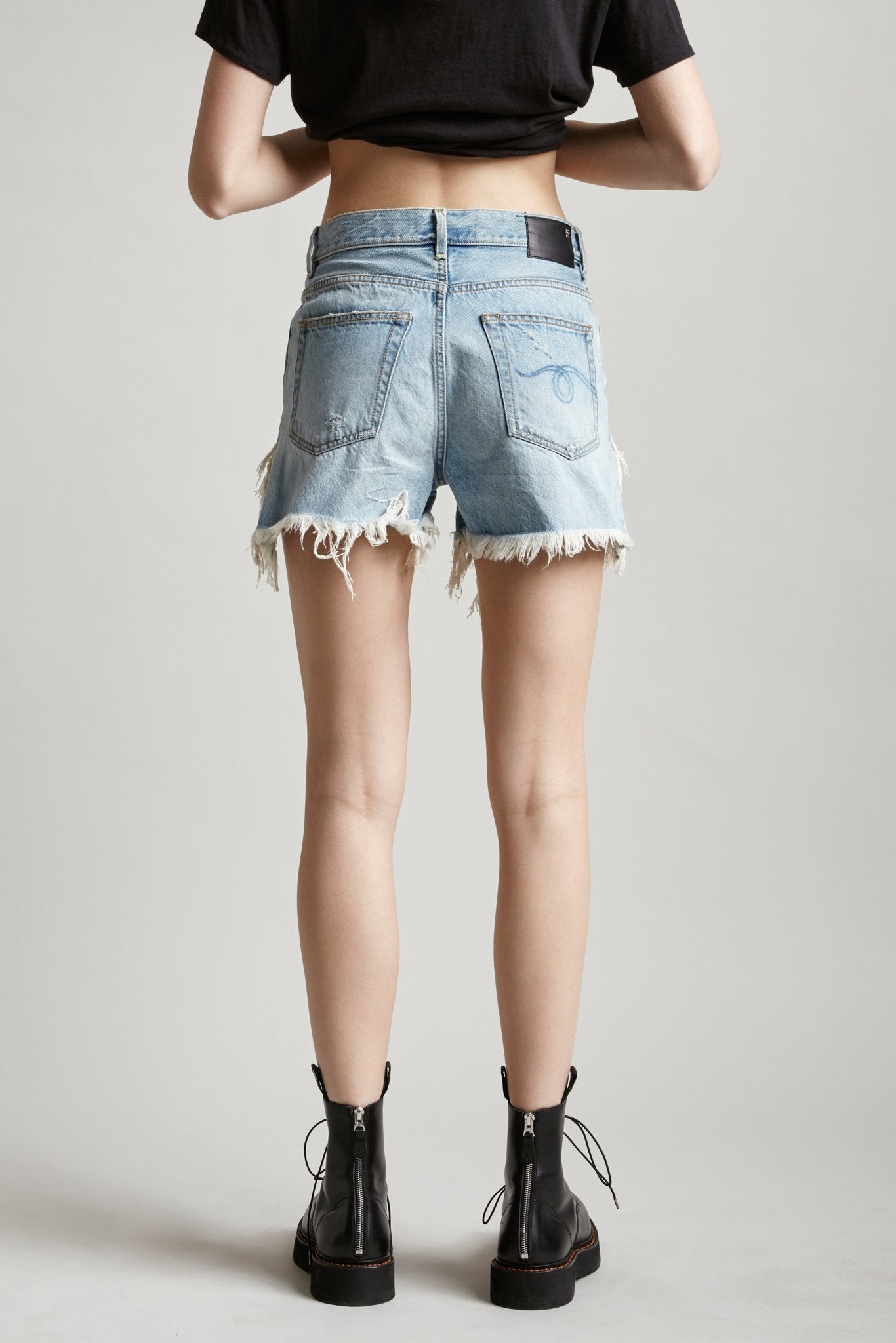 SHREDDED SLOUCH SHORT - TILLY