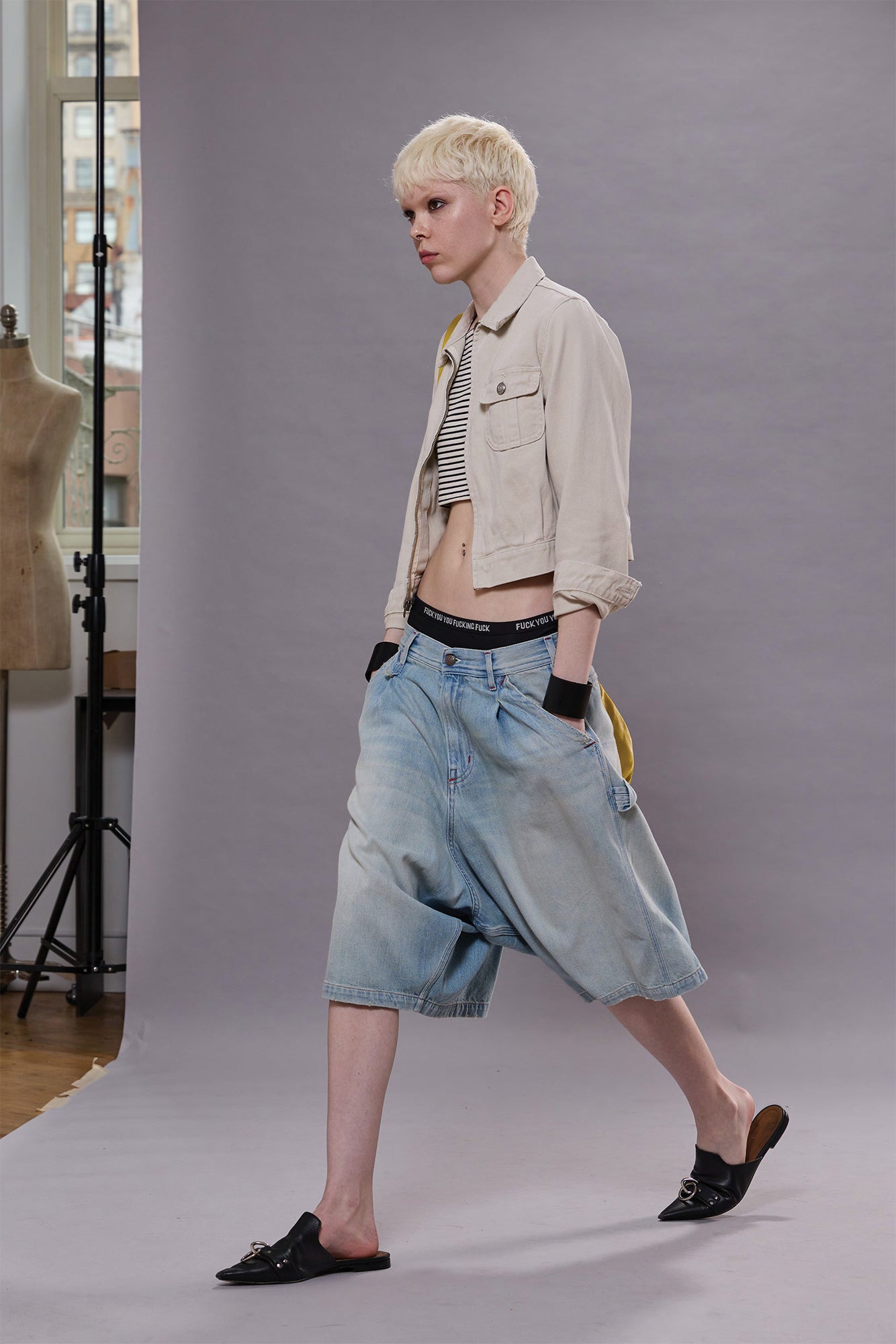 JESSE CARPENTER SHORT - TONI BLUE