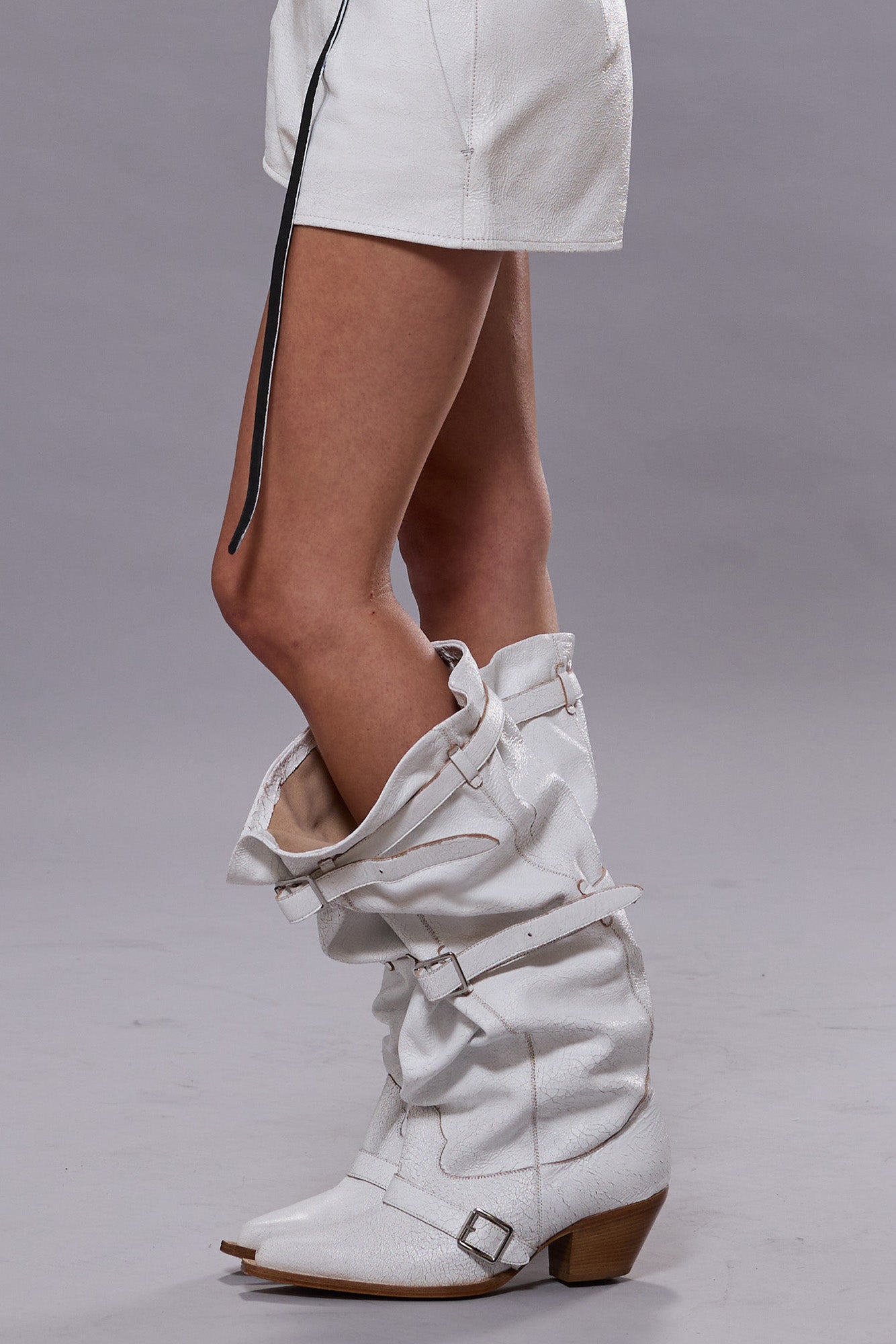 BUCKLED-UP SLOUCH COWBOY BOOT - CRACKLE WHITE