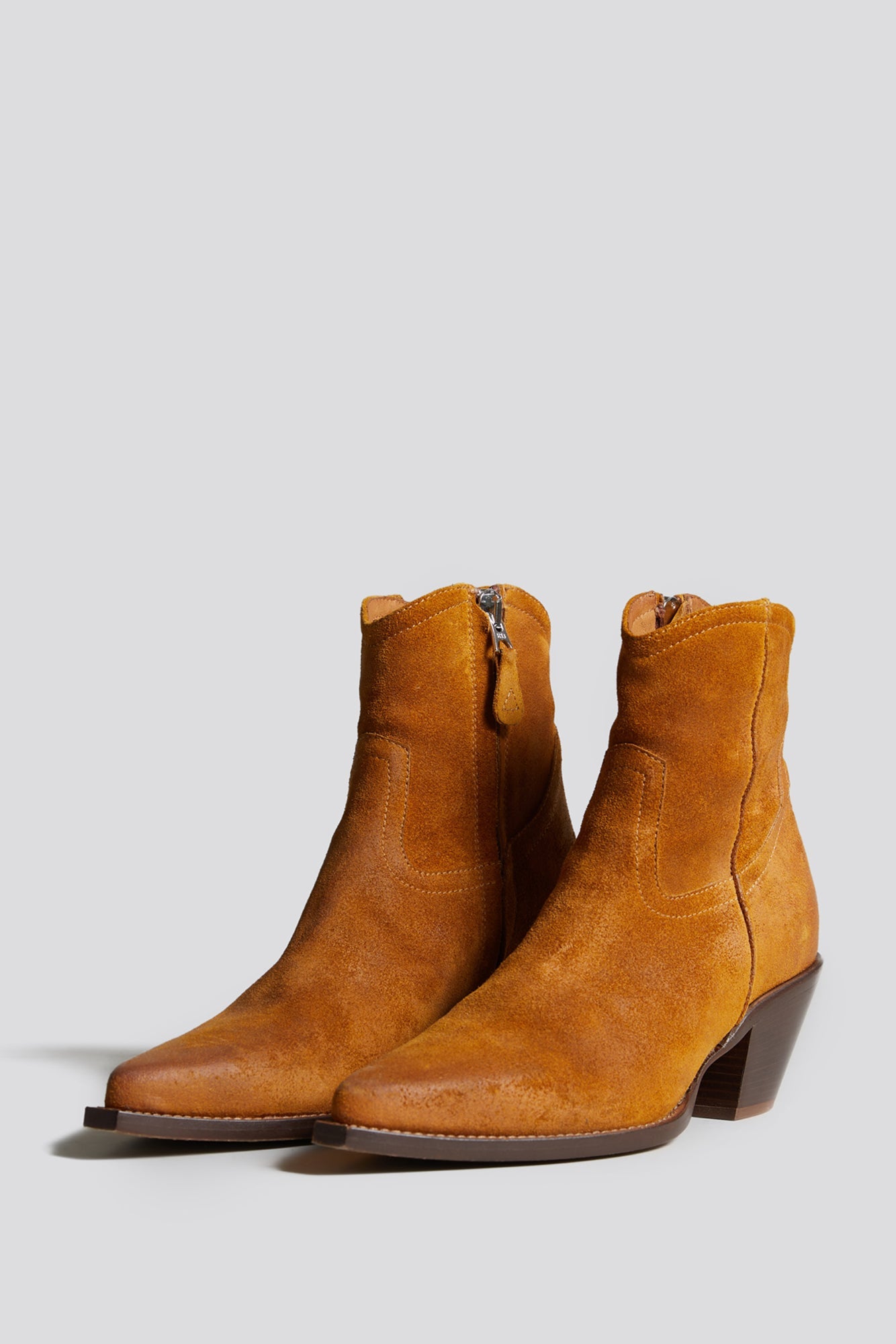 ANKLE COWBOY BOOT - LIGHT BROWN